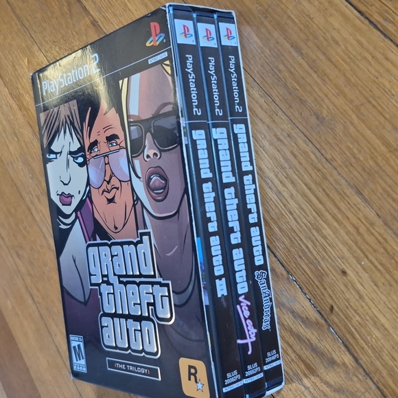 Playstation 2 Grand Theft Auto The Trilogy - Picture 2 of 8